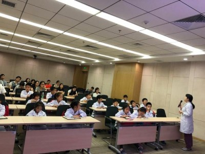 守护儿童口腔健康,“小小牙医”在路上