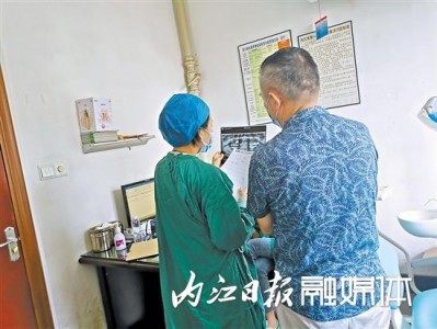 口腔异味太尴尬?医生教你这样清新口气
